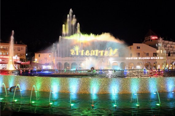 Dancing Fountains