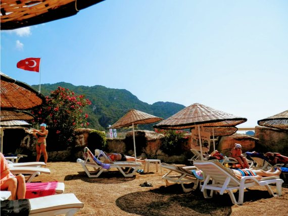 Tiki Beach Bar
