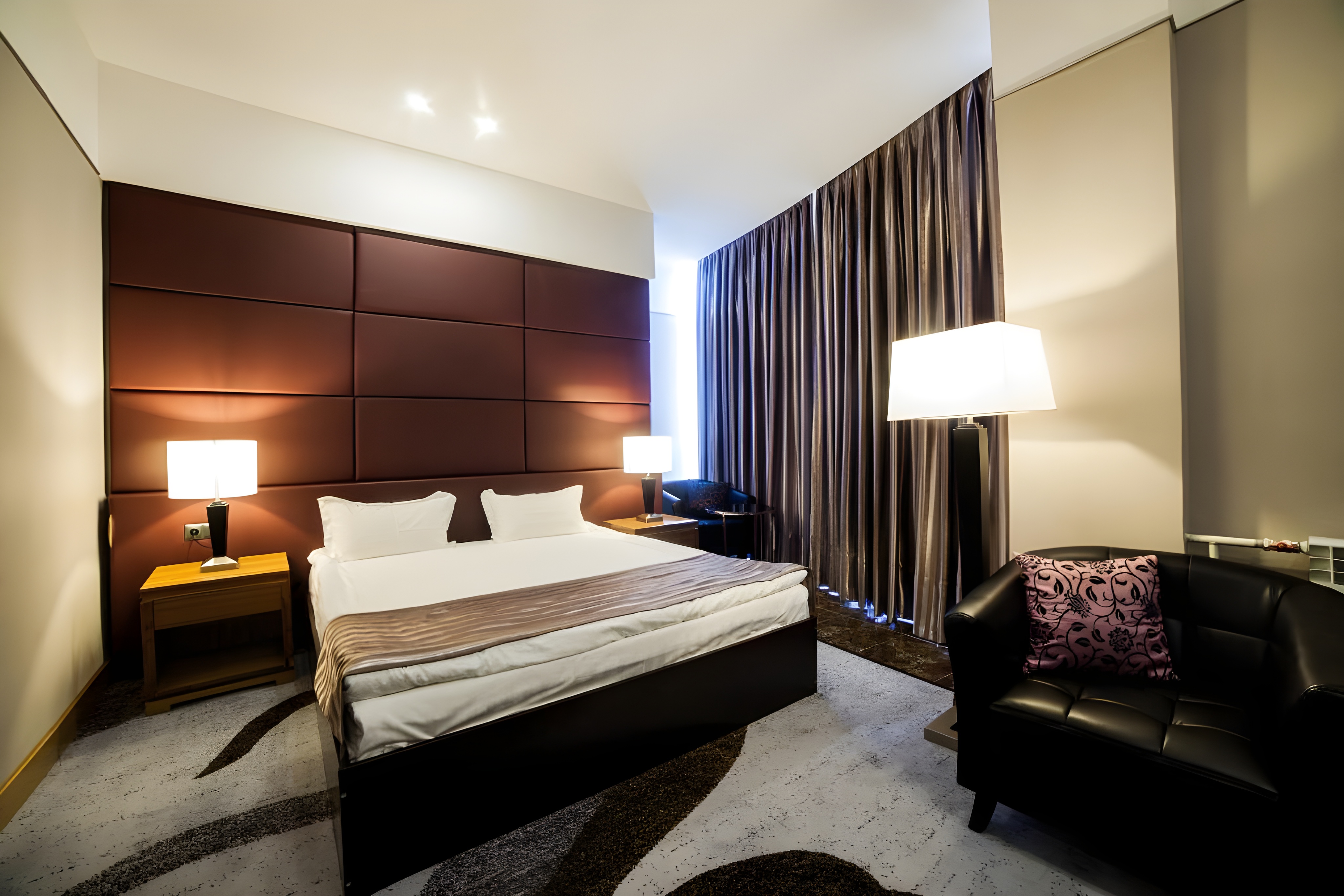 Absolute Hotel